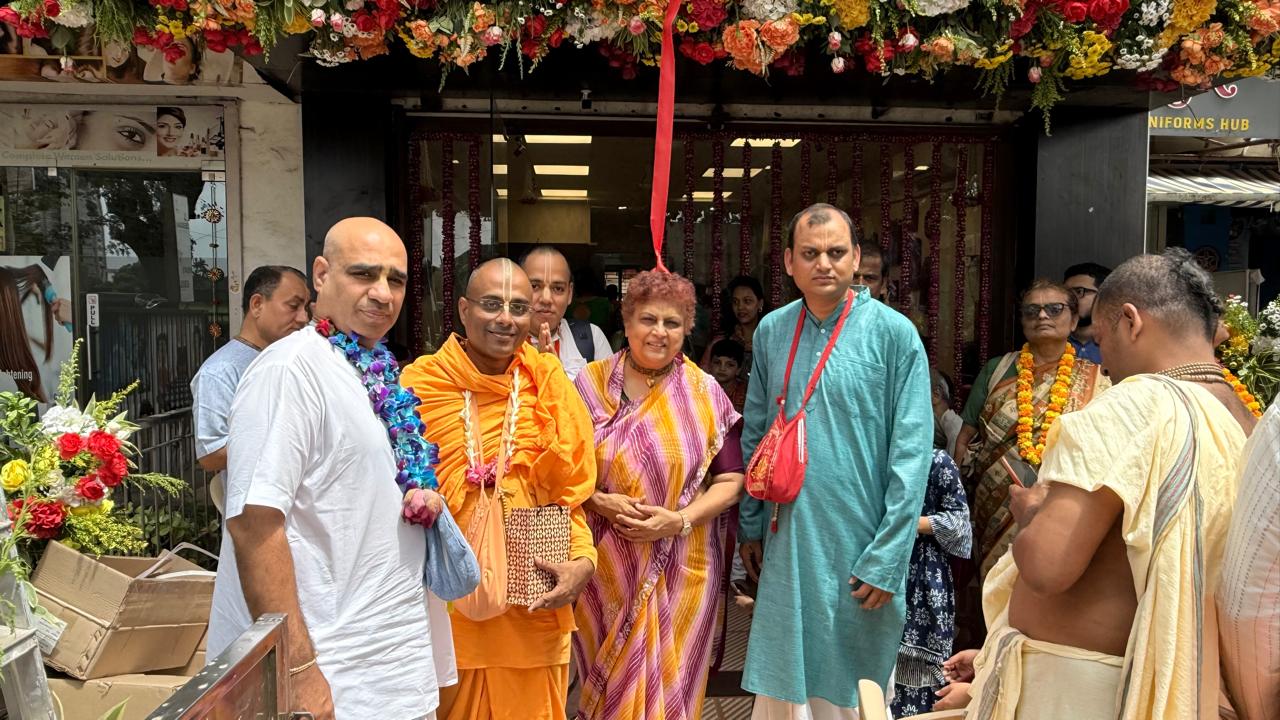 ISKCON Goregaon Image 1